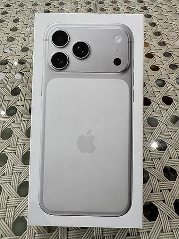iphone 17 plus: IPhone 17 Pro Max, 512 GB, Matte Silver, Face ID, Barmaq izi, Simsiz şarj — 1