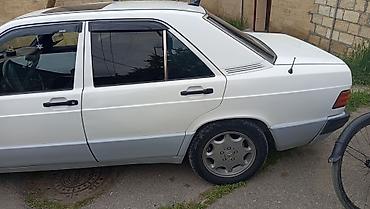 bmw f10 lip: Mercedes-Benz 190E (W201) sedan - Kuzov: ağ rəng, 4 qapılı, klassik — 2