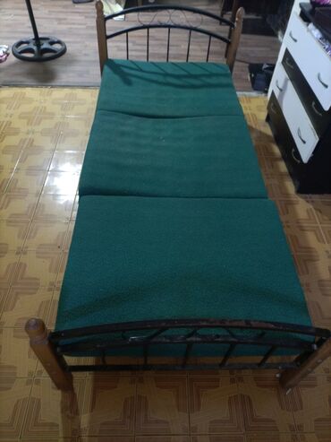 çarpayi iki neferlik: Б/у, Односпальная кровать, Без подьемного механизма, Без выдвижных ящиков, Азербайджан