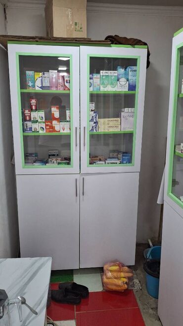 Sifarişlə salon mebeli: Aptek mebeli satılır əla vəziyyətdə ünvan Cəlilabad rayon əlaqə 010