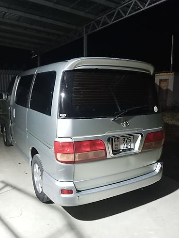 camry 1997: Toyota Granvia: 1999 г., Минивэн — 4