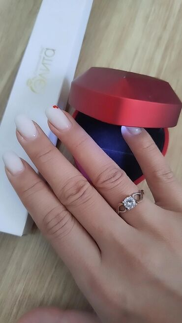 золотые сепочка: Колечка💍 😍 размер 17 под золото💎 😍цена 2 тыч