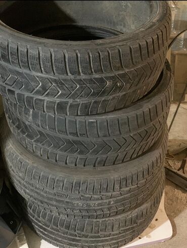 Аксессуары и тюнинг: 225/45/R19 NOKİAN 2014
235/35/R19 FİRELLİ 2016
Tam original Təkərlərdi