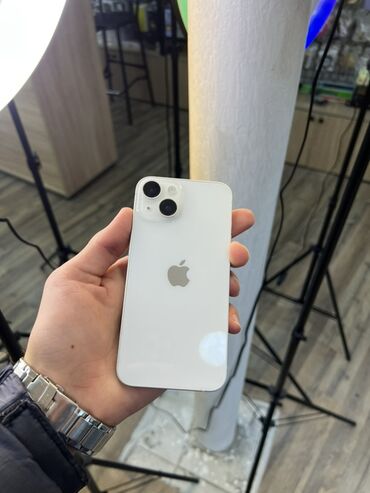 Apple iPhone: IPhone 14, Starlight — 7