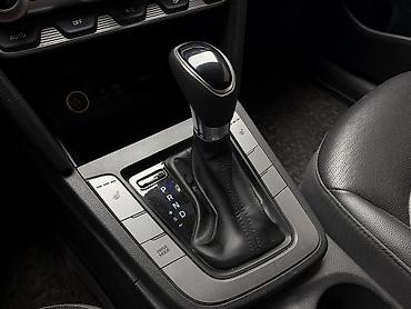 Hyundai: Hyundai Avante: 2018 г., 1.6 л, Автомат, Бензин — 11