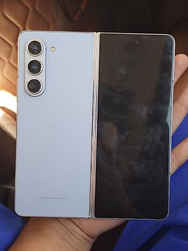Техника и электроника: Samsung Galaxy Z Fold 5, Б/у, 256 ГБ, цвет - Серый, 2 SIM — 4