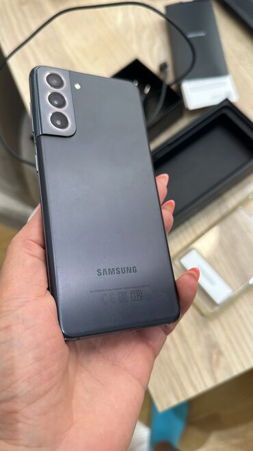 samsung s21 satılır: Samsung Galaxy S21 | 128 GB | rəng - Boz | Barmaq izi, Face ID