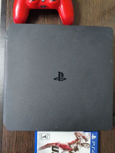пс4 прошитый: Продам Playstation 4 Slim на 1 TB памяти. В комплекте отдам два