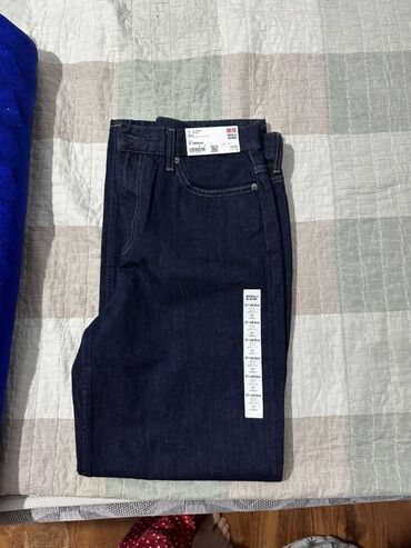 прокат мужских костюмов [возьми на прокат] бишкек фото: Джинсы UNIQLO — модель Slim Fit, цвет тёмно‑синий (raw indigo). -