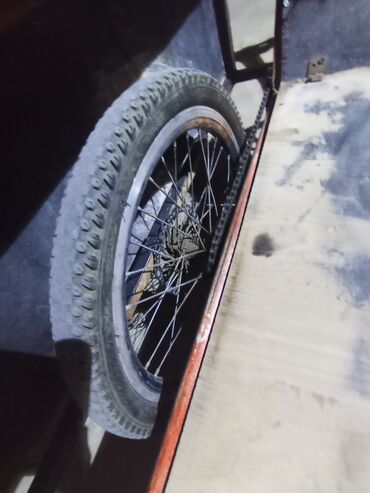 Şəhər velosipedləri: Yükdaşıma üçtəkərli velosiped (kargo velosipedi) - Ön hissədə iki — 3