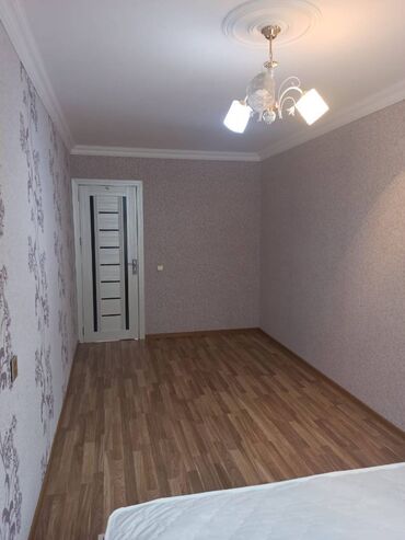 Uzunmüddətli kirayə mənzillər: Nizani rayonu Neftçilər,xalqlar metrosunun yaxınlığında köhnə tikili 5 -da lalafo.az — 7 Uzunmüddətli kirayə mənzillər: Nizani rayonu Neftçilər,xalqlar metrosunun yaxınlığında köhnə tikili 5 — 7