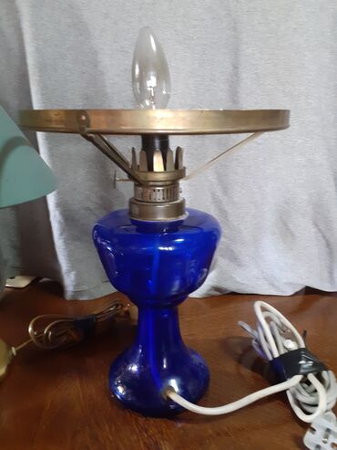 Ostali kućni aparati: Lampa bez ostecenja napravljena od petrolejske lampe radi vodi se kao