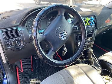 e klass: Volkswagen Golf: 1999 г. — 9