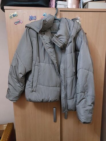 parka s: Zara, L (EU 40), Sa postavom