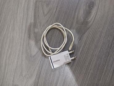 philips genie 838: Yenidi Nokia markalı şarj adapteri və kabel. Ağ rəngli, Avropa tipli — 3