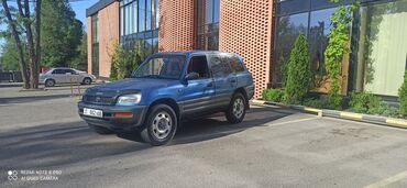 Toyota: Toyota RAV4: 1998 г., 2 л, Механика, Бензин, Внедорожник
