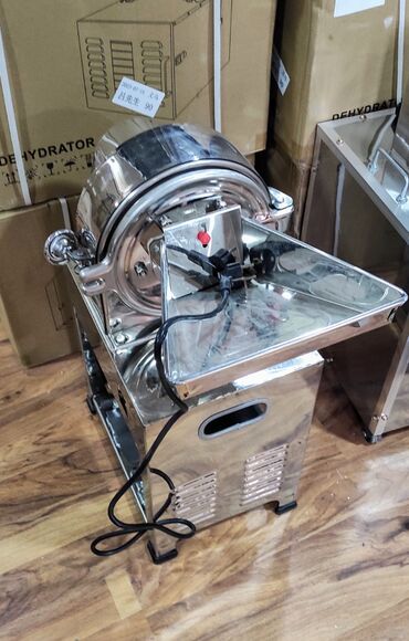 Digər restoran, kafe avadanlığı: Sənaye tipli dəyirmanlar sifarişlə gətirilir. Dəyirmanla bütün — 6