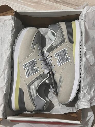 new balance нью баланс: Кроссовки NewBalance 574 женские. Размер 39. Причина размер не