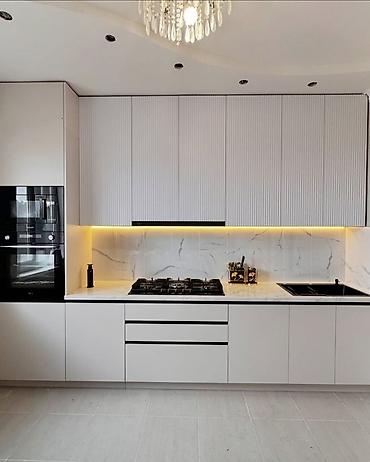 silver kitchen: Мебель на заказ от Санурай Мебель Современная кухонная линия: матовые — 1