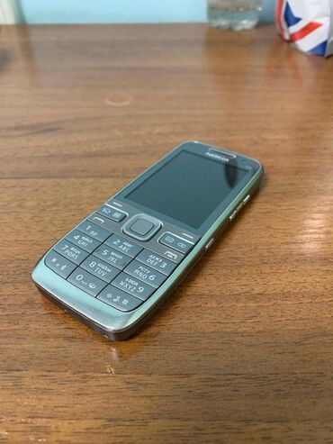 nokia 6303 купить: Nokia E52, Колдонулган, 4 GB, түсү - Күмүш, 1 SIM