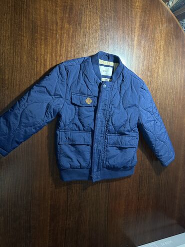 Верхняя одежда: Продаю детскую одежду в новом состоянии. За подробной информацией и — 1