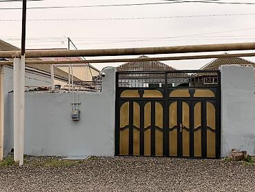 aşağda: 6 otaqlı, 105 kv. m, Kredit yoxdur, Orta təmir — 1