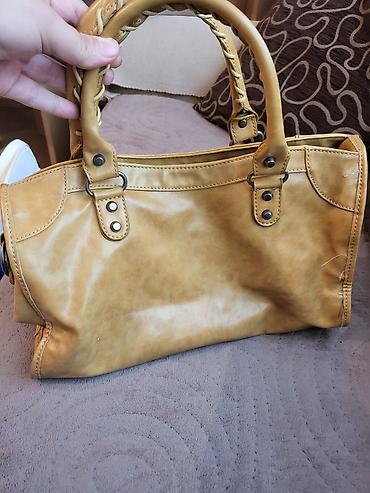 Baletanke: Ženska obuća i torbe – razni modeli Obuća: - Balerinke crne sa — 8