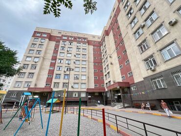 дешевые квартиры в оше: 3 бөлмө, 82 кв. м, Элитка, 6 кабат, Косметикалык ремонт