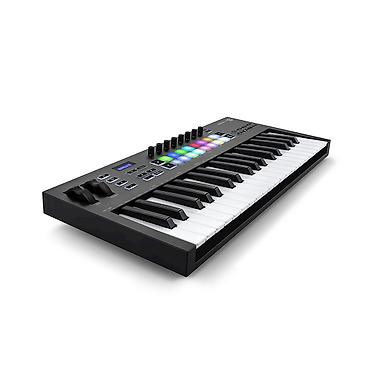 Klavişli alətlər: №: 15031 Məhsulun adı: MIDI‑klaviatura Novation Launchkey 37 MK3 — 1