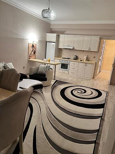 Mənzillər: 🏢 Nərimanovda, Dilarə Əliyeva (Qədimbəyli) Küçəsində Kirayə 2 Otaqlı — 4