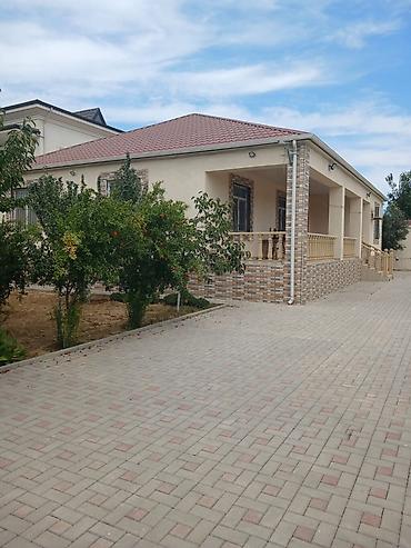 Həyət evləri və villaların satışı: Qala dairəsi, Qala-Şüvəlan yolunun üstünda 6 sot torpaqda sahəsi 200 — 1