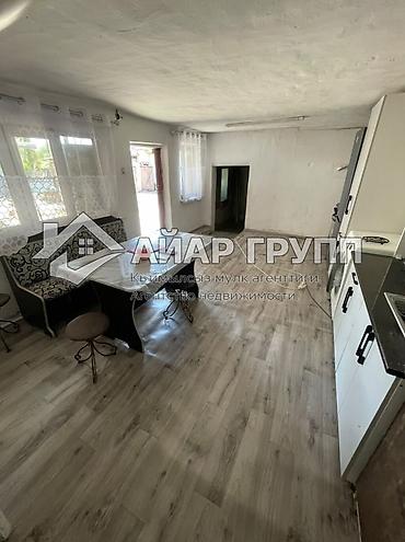 Продажа коттеджей и домов: 📍 Адрес: с. Новониколаевка, ул. Фрунзе (700 метров выше трассы) 🔷 Дом — 8