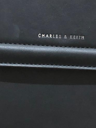 charles keith: Çiyin çantası, Charles & Keith, Yeni — 3