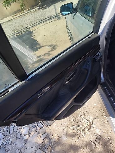 elektrikli mataskilet: BMW 7 Series (E38) sedan – gümüşü rəngdə. Texniki və dizayn — 9