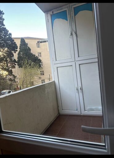 Uzunmüddətli kirayə mənzillər: Kirayə ev verilir 245 saylı məktəbin yani hər bir şəraiti var Kombi -da lalafo.az — 10 Uzunmüddətli kirayə mənzillər: Kirayə ev verilir 245 saylı məktəbin yani hər bir şəraiti var Kombi — 10