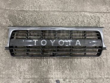 круизер 80: Решетка радиатора Toyota 1998 г., Б/у, Оригинал, Япония