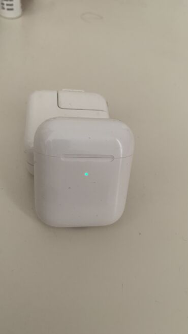 airpods pro 3 qiymeti: Airpods 2 . Çox səligəli istefadə olunub, gutusu və şarj kabeli