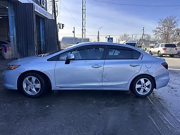 Honda: Honda Civic: 2011 г., 1.5 л, Вариатор, Бензин, Седан — 2