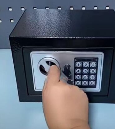 железные шкафы для офиса: Портативный мини сейф, Комбинированные