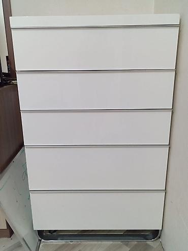 Другое: Paltar şkafı
300 manata alınıb — 1
