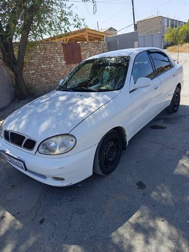 мотор нубира: Daewoo Nexia/Daewoo Lanos седан, белый цвет. Кузов: - 4 двери