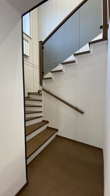 Деревянные лестницы: Деревянная лестница Для дома, Бесплатный замер, Вид дерева: Лиственница, Стиль: Лофт — 17