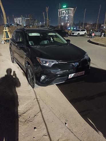 range rover 2013: Toyota RAV4: 2017 г., 2.5 л, Автомат, Гибрид, Кроссовер — 1