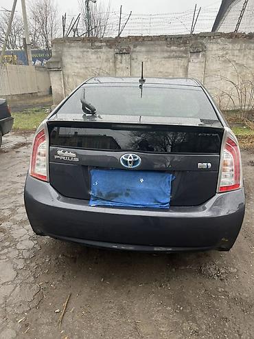 Toyota: Toyota Prius: 2013 г., 1.8 л, Вариатор, Гибрид, Хэтчбэк — 4