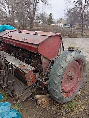 Тракторы МТЗ (Беларус): Трактор колесный МТЗ (ориентировочно семейство МТЗ-80/82) С агрегатами — 8