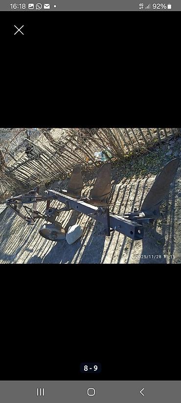 Другие плуги: Трёхкорпусный навесной плуг для трактора - Конфигурация: 3 корпуса — 2