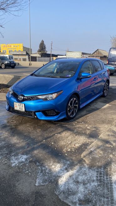 Toyota: Toyota Corolla: 2018 г., 1.8 л, Вариатор, Бензин, Хэтчбэк