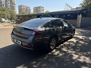 byd son: Hyundai Sonata: 2020 г., Седан — 5