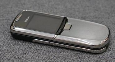 agdas telefon: Nokia N8