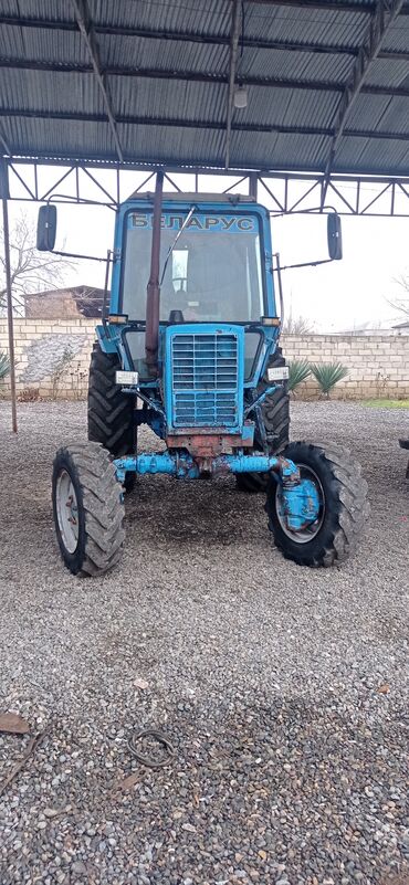 Traktorlar: Satılır zəng edin 👍 zavod traktor 82